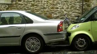 Smart Cars vs. Volvo in Paris