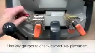 Bianchi 106 - Cutting a Key