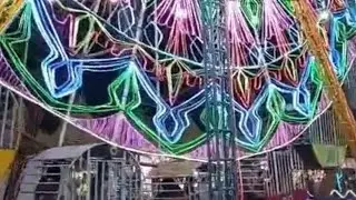 Bawa anak ke pasar malam
