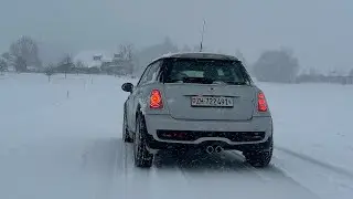 Mini Cooper S R56 in the Snow #vlog087