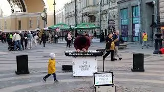 COMPOSER EDUARD. Пересечение Большой Морской и Невского. Воскресенье, 29 мая 2022 г