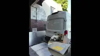 Dhollandia LSPZ Demo Video on a Ford Transit