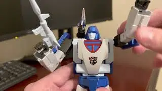 Fans Toys FT-49 Phantasm Transformers Masterpiece Mirage Toy Figure Review
