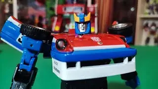 Transformers MP-19 KO SMOKESCREEN - La Nissan più bella