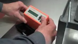 Elcometer 406 Glossmeter Calibration Tutorial
