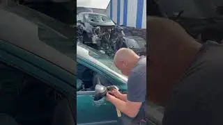 чиним зеркало бокового вида