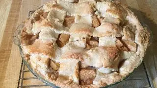 Episode 99: Old Fashioned Apple Pie 🍎
