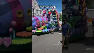 Absolutely love the Mega Movie parade at Universal 🤩 #UniversalOrlando #Parade