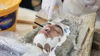 Calco in gesso per the mask