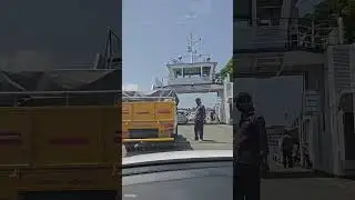 Entering Jankar Ferry Vypin