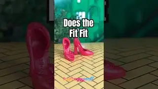 Trying Shoes on Elphaba From Wicked | Does The Fit Fit : Shoes