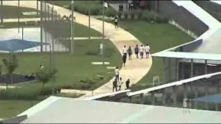 Detainees refuse to stop protest