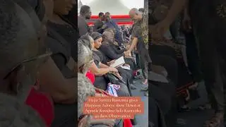 Хаджиа Самира Бавумиа устраивает шоу Хоупсону Адори в Апостол Квадво Сафо. #fyp