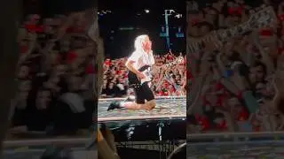 AC/DC 2024 CAMPOVOLO&hellip;Angus Young in ginocchio per il suo assolo!!! #acdc #campovolo #angusyoung