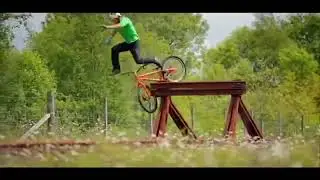Danny Macaskill bmx extreme VTT freestyle   flv