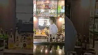 #BAR #newstyle #mocktail #cocktail  .A new way to jump cocktail shaker in the restaurant BAR.
