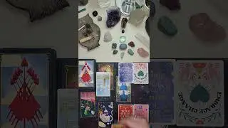 Collective Tarot - You’re clearing and healing the energy trying to keep you stuck