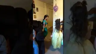 The Arabian Princess - Dance Party!