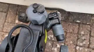 Buzzrack e-Scorpion 1 bike rack problem - won't tighten 