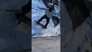My first Wallride #skateboarding #wallride #ollie #graffiti