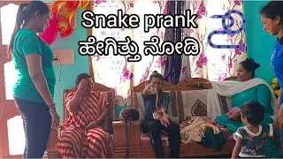 Fake snake prank 🐍 🐍 don't Miss end 🤣🤣 #kannada #prank #public #youtube #funny 
