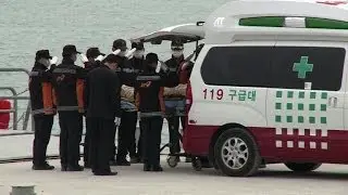 Confirmed death toll in S. Korea ferry disaster passes 100
