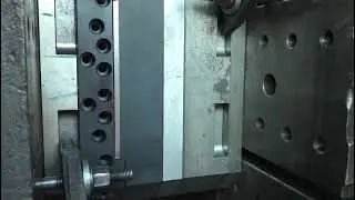 Disposable plastic spoon injection mould testing haijiang 240 ton plastic injection molding machine