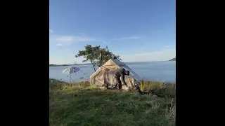 التخييم وحيدا في جزيرة نرويجية مهجورة وسط البحر | Solo Camping on an Abandoned Island in Norway