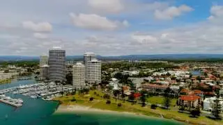 Property Marketing Video: 9/32 Oatland Esplanade, Runaway Bay