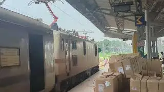 Alp waving Green Flag | 12641 Thirukkural Super Fast Express🚦. #railway #train #indianrailways #