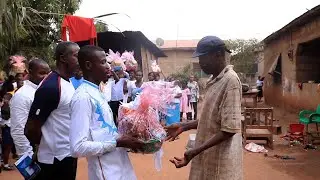Mind Blowing!!! Akyeremade SDA giving to the Ccommunity as their  new year gifts.