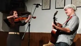 “Once formas de quererte” junto con Esther de “Bye Bye loolabay” en el Alcaraván Café de Salamanca