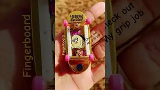 Оцените качество моей накладки на грифтборд! #theminiegg #gold #fingerboard #griptape