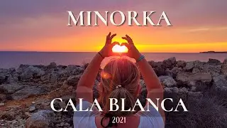 Minorka 2021 r. Plaża i jaskinia w Cala Blanca na Minorce