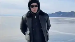 Shaman claims artificial intelligence after ice licking criticism