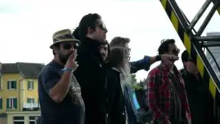Josh Homme banging head during Kyuss Lives show @ Eurock&eacute;ennes de Belfort (FR), 2.07.2011