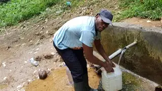 Le Probl&egrave;me De L'eau Dans nos villages en Afrique  une Vraie Gal&egrave;re: Allons ensemble puiser  L'eau !