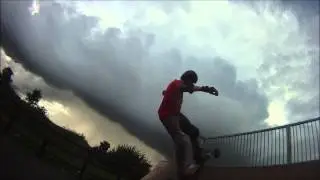 Mountainboarding, skateboarding and longboarding at the skatepark. It's a big old love in!