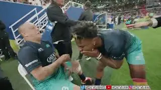 Speed kisses Roberto Carlos leg for good luck 😂