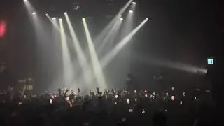 2hollis - Jeans (LIVE) [Vancouver, BC 2024]