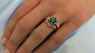 14k Rose Gold Emerald Ring | Round Emerald Stacking Ring | May Birthstone Vintage Emerald Ring