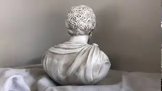 360-degree​ view of Marcus Aurelius​ bust