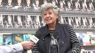 Ginette Reno au Jean Coutu de Sainte-Anne-de-Beaupré