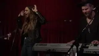 Alisan Porter - The End Song - Live at Hotel Cafe