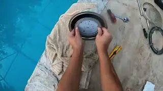I Upgraded My Pool Light to LED &mdash; The Difference Is Amazing!