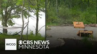 A mirrored cabin in Minnesota blends effortlessly into nature
