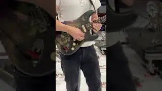 Coldplay - Adventure Of A Lifetime Guitar Intro by Jonny Buckland