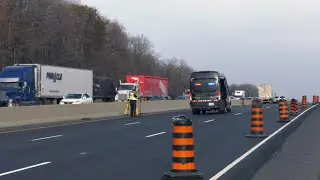 Wheel detached from van causes fatal 401 crash near Cambridge, Ontario