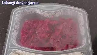 MAKANAN BELANDA RODE KOOL MET AARDAPPELPUREE EN HACHEE DUTCH FOOD MICROWAVE MEAL | IRAGURLERR #157
