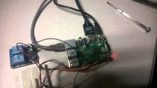 Win 10 IoT Core Garage Door Demo